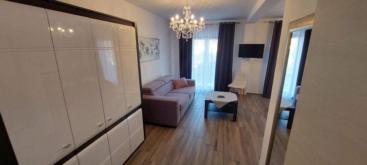 Holiday Apartments Cecilija Supetarska Draga Buitenkant foto