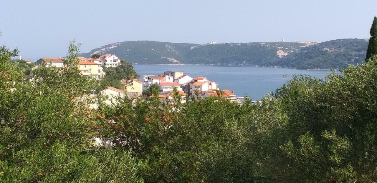 Holiday Apartments Cecilija Supetarska Draga Buitenkant foto